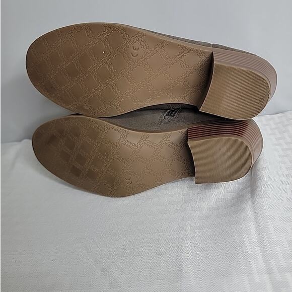 Vionic Water Resistant Suede Ankle Boots - Vera Gray Women's US 8 - Picture 7 of 9
